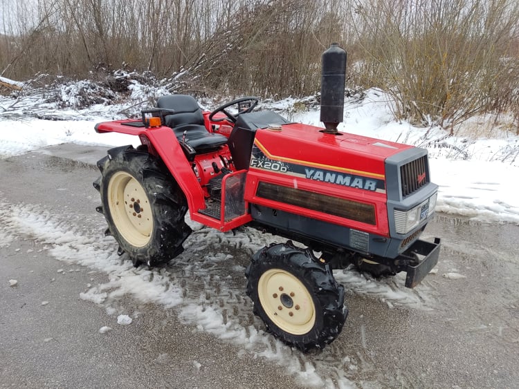 Malotraktor Yanmar Fx D Malotraktory A Pr Slu Enstvo